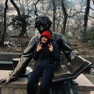 Meet your Posher, Maia